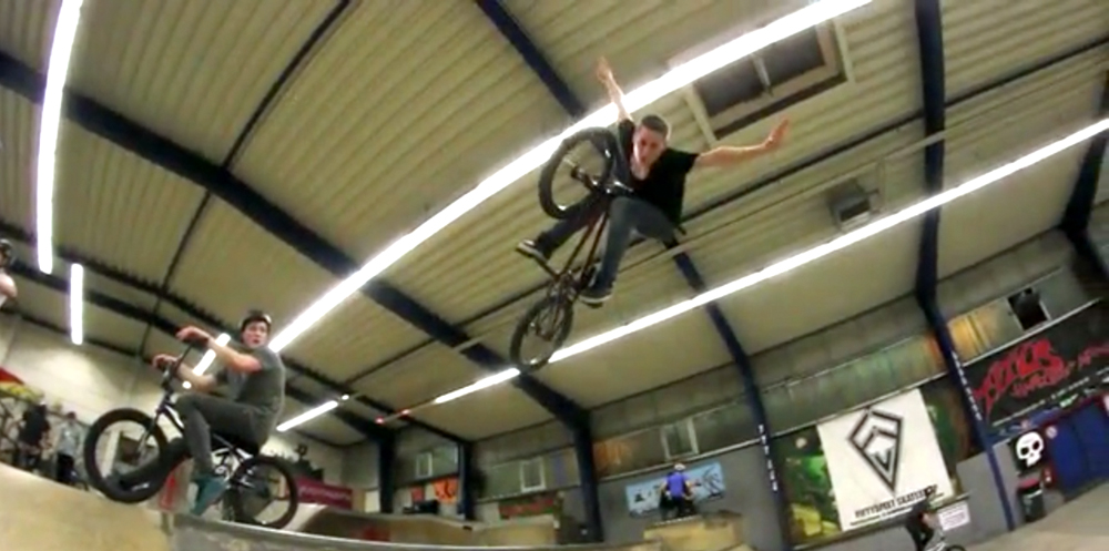 I-Punkt-Nightsession-Leservideo