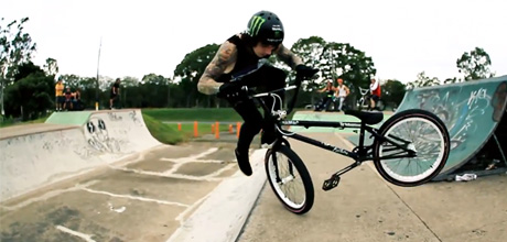 BMX-Tricktipp-Harry-Main-Footjam-Tailwhip