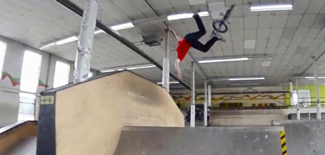 BMX-Stürze-Maarten-Knipp