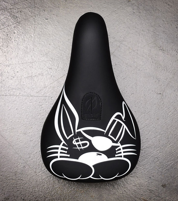 Verde-Pirate-Bunny-Sattel