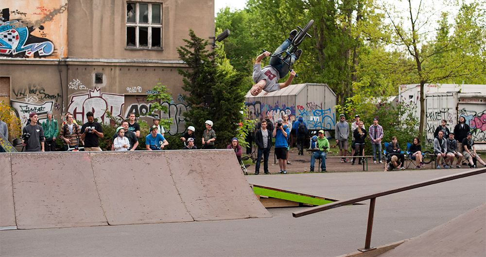 Highway-to-Hill-BMX-Video-2013