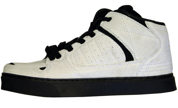 Lotek Shoe 2011 shreddie white-black