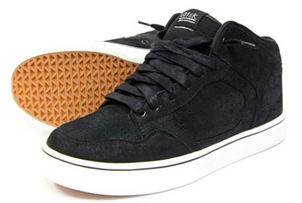 Lotek-Shoe-Mike-Spring-2012-black
