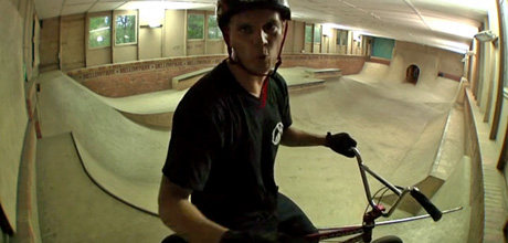 Mellowpark-Björn-Bommel-Mager-Ping-Pong-Halle-Edit