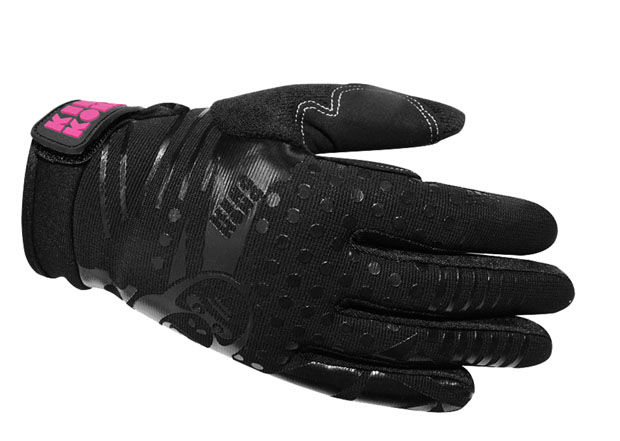 Patterglove_black_freigestellt