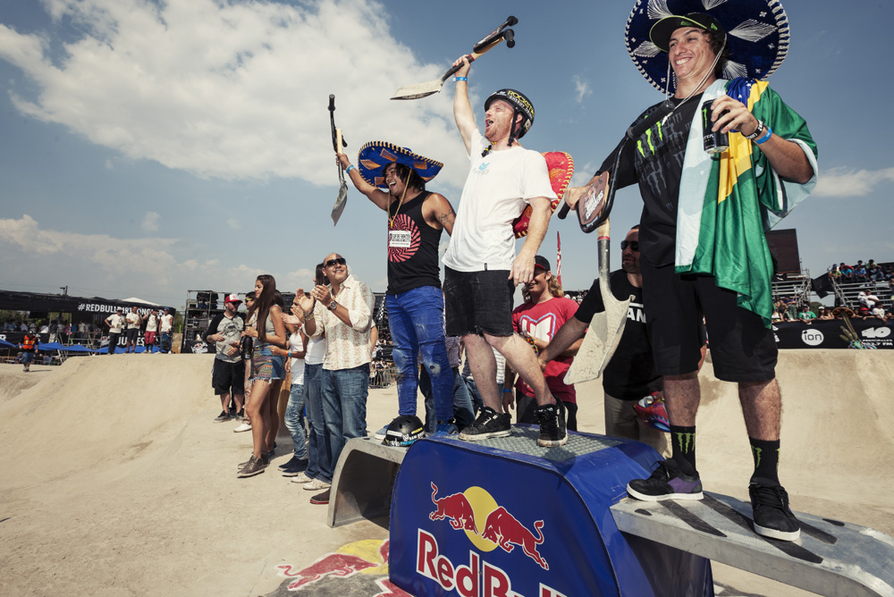 Red-Bull-Dirt-Conquers