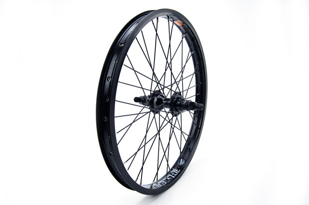 mission wheel react black