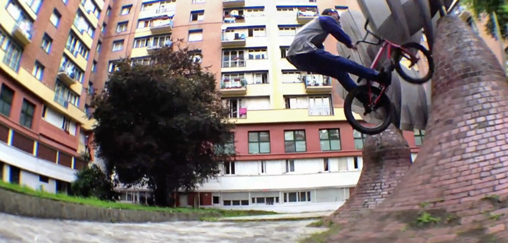 Alex-Valentino-Sosh-Urban-Motion