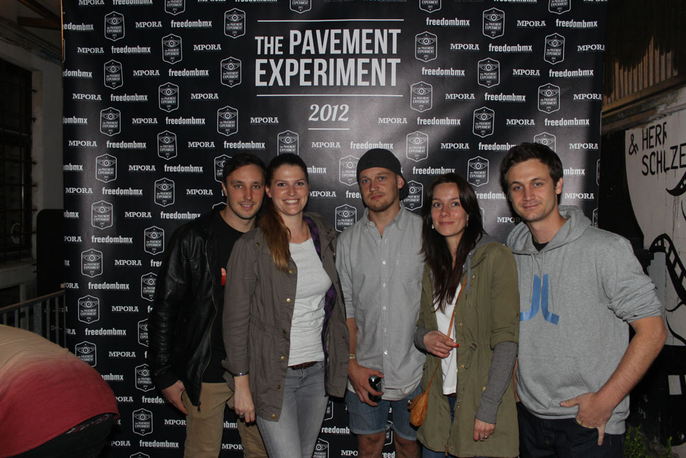 Pavement-Experiment-Premiere-Beautiful-People