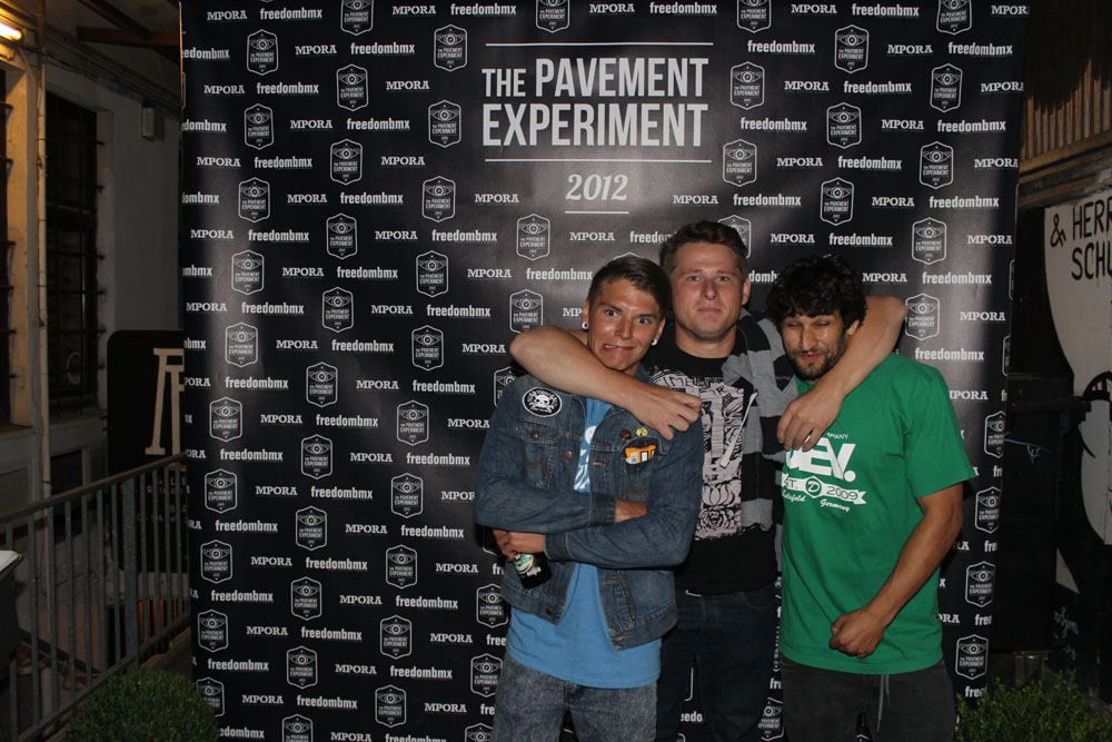 Pavement-Experiment-Premiere-Saarland-Asozial
