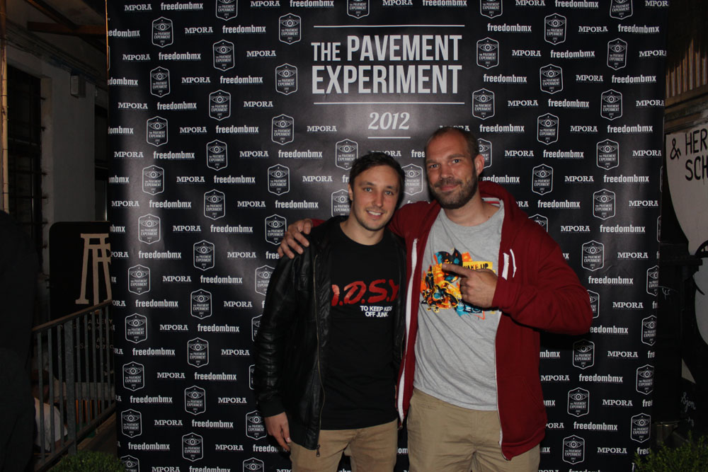 Pavement-Experiment-Premiere-Sergej-Geier-Anno