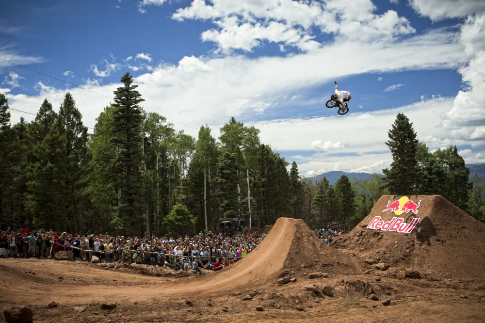 Red-Bull-Dreamline-2013-Pat-Casey-360-Nohander