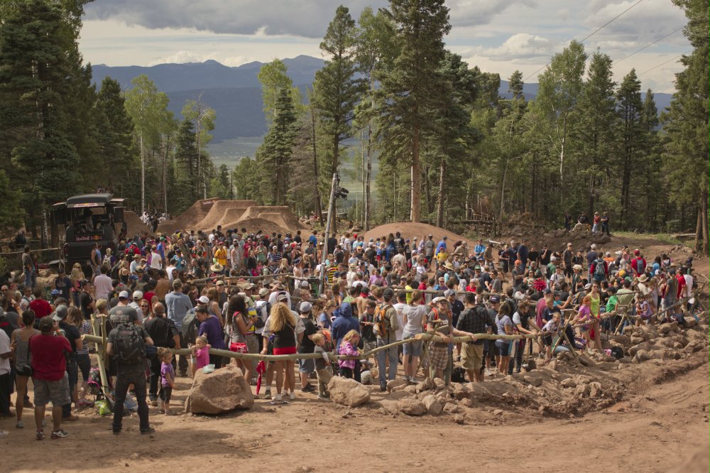 Red-Bull-Dreamline-2013-Publikum