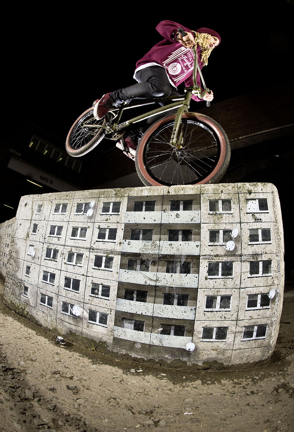 BMX-Foto-Red-Illume-2013-Cam-Hardy-Nathan-Beddows