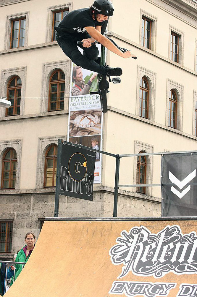 Ex-Hop-BMX-Contest-München-Invert-2