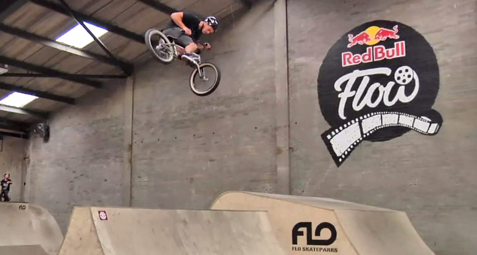 United-Etnies-UK-Shoptour