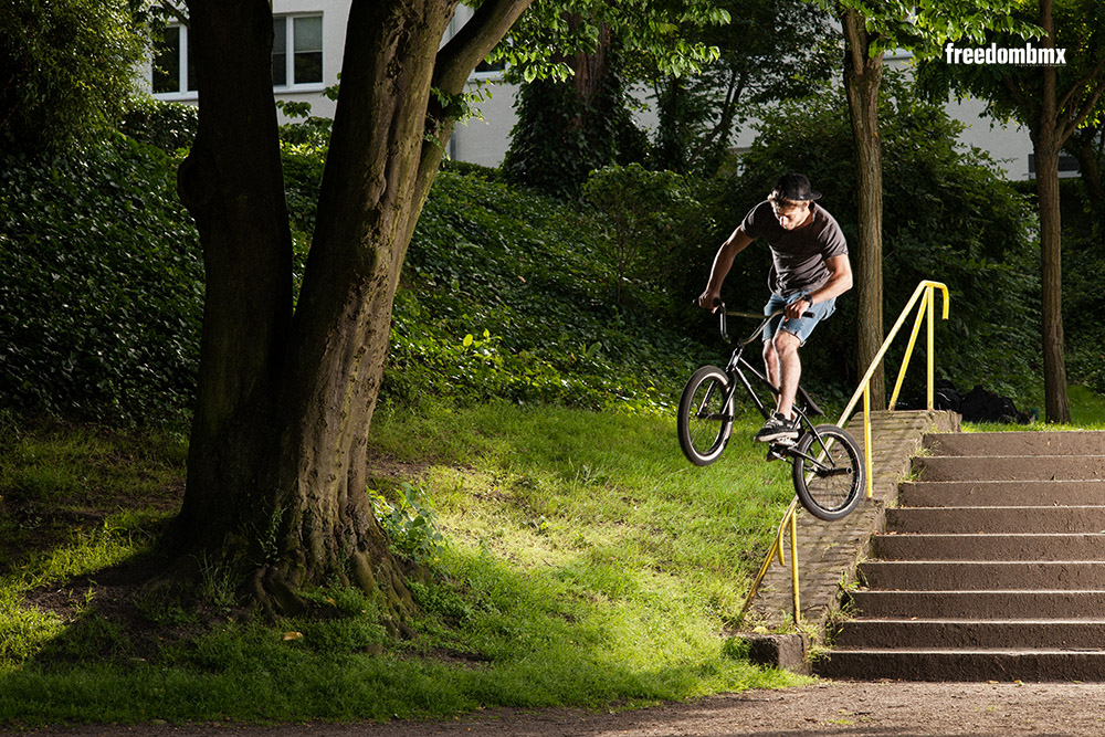thomas-calcagno-bmx-tireslide
