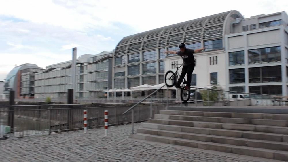 DirtySteel-Leon-Hoppe-Fionn-Kortenbrede