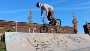 Leon-Hoppe-Iksdeh-Clothing-bmx-edit