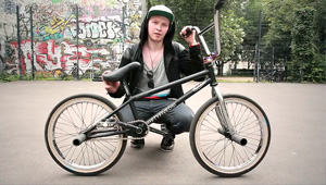 waldemar-fatkin-flatland-autum-my-frame-video