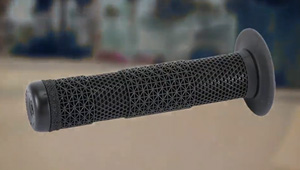 Gary Young hat seine Signaturegriffe von Odyssey überarbeitet, die dadurch jetzt angeblich noch ergonomischer und gleichzeitig länger haltbar sind.