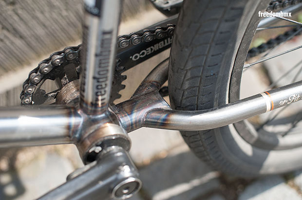 Der "TD350" von Fitbikeco ist Tom Dugans Signaturerahmen und der vertraut auf Wishbones