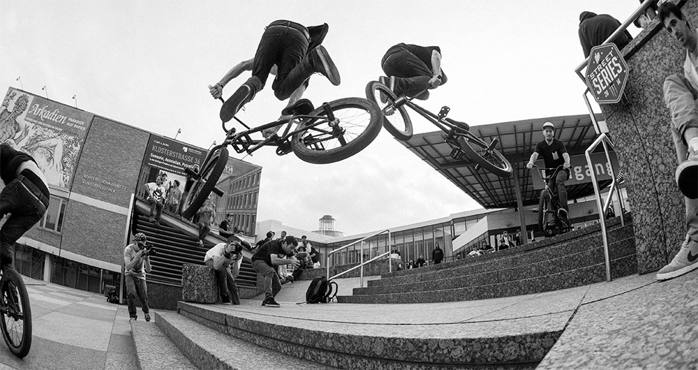 Hier ist unser Video des dritten Stopps der Street Series 2014 in Berlin mit Fernando Laczko, Dan Lacey und einem heftigen Banger von Daniel Tünte.