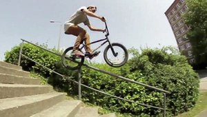 Die beiden Mankind-Fahrer Jeff Klugiewicz und Rob DiQuatrro waren vier Wochen in Berlin unterwegs, um gleich reihenweise Spots zu massakrieren.