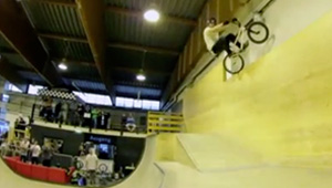 Hier findest du das Video vom ersten Lauf der 20inch Trophy 2014 in der WUB Skatehalle Innsbruck mit JB Peytavit, Bobo Újvári, Kevin Liehn uvm.