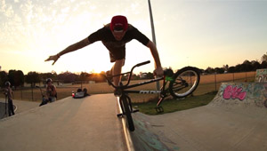 Der australische Filmer und Fotograf stellt nach und nach die Parts seiner "Coppin