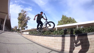 Deven Ferrer war für einige Tage in LA, um unter Beweis zu stellen, wie gut er Fakie fahren kann. Hier könnt ihr euch selbst davon überzeugen.