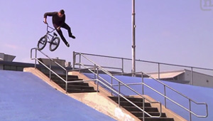 Auch wenn Kevin Kiraly nicht so im Rampenlicht steht wie andere Pros, gehört er doch zu den besten Streetfahrern der Welt. Dieses Video zeigt, warum.