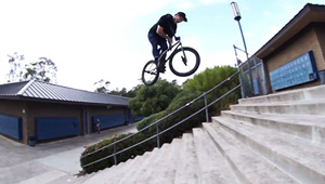 Banger, Banger, Banger und ein epischer Ender am legendären Stufenset der El Toro Highschool. Stevie Churchill für OSS, meine Damen und Herren!