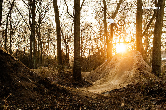 Adrian Warnken ist jetzt Trailsfahrer. One Footed Flatty in Oberhausen