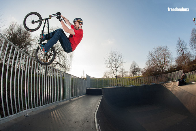Christian Lutz zu Besuch in Köln. Amtlicher Fufanu in der Lohesrampe.