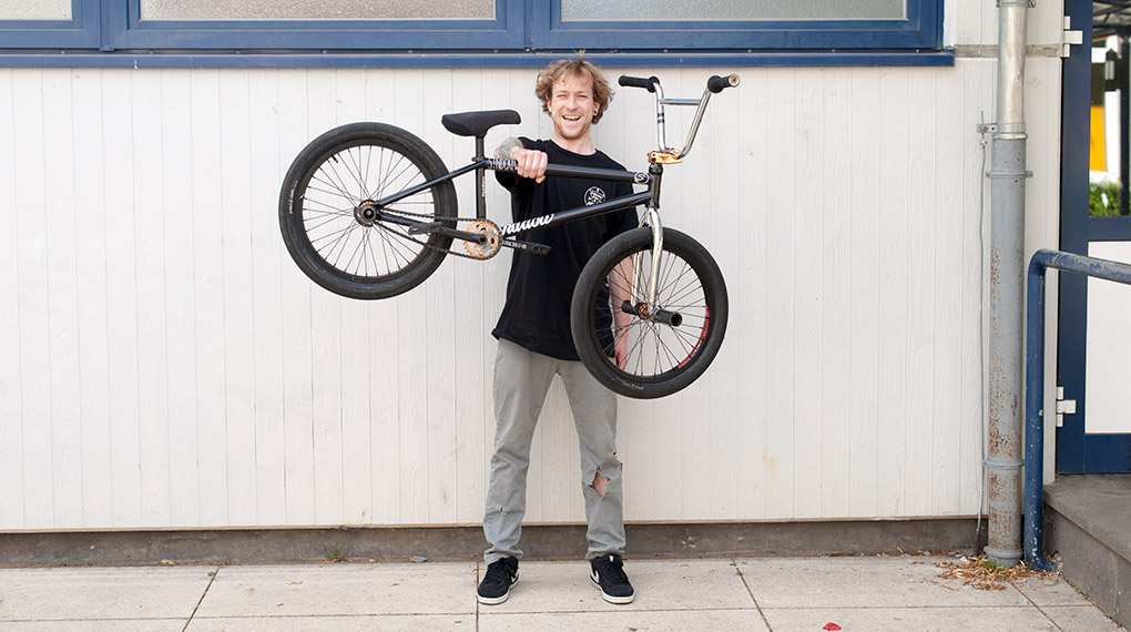 Janek Wentzky ist 2014 für Subrosa und The Shadow Conspiracy unterwegs. Was für ein Rad er fährt, erfährst du auf den folgenden Seiten in unserem Bikecheck.