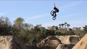 Alex Landeros wurde jetzt zurecht ins Flowteam von DK Bikes aufgenommen, was unter anderem an seiner Vielseitigkeit liegen dürfte.