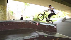 Daniel Peter fährt sich schon mal ein wenig für den Brügglesjam 2014 warm, der in diesem Jahr am 28. Juni wieder im Skatepark von Schweinfurt stattfindet.