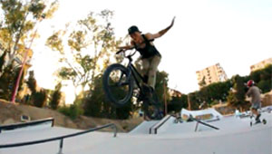 Fernando Laczko und Luke Jackson haben einen Nachmittag lang die Geschehnisse in ihrem Localpark gefilmt. Schaut euch an was da so los war.