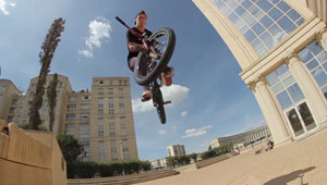 Kenneth Tencio ist von nun an auf einem Superstar-Rad unterwegs und hat mal eben zwei Tage Urlaub in Montpellier gemacht, um ein Video für sie zu filmen.