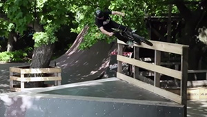 Dieses Video zeigt, was Daniel Juchatz, Kim Moreno und Nil Soler vom Mankind-Team auf dem Highway to Hill 2014 im Mellowpark so getrieben haben.