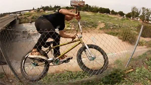 Nathan Sykes wird jetzt von Colony mit Parts ausgestattet und bedankt sich dafür mit einem stattlichen Video, welches es hier zu sehen gibt.