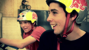 Paul Thölen ist schon viele Sessions im 040 BMX Park gefahren, aber diese wird er nie vergessen. Hier ist das Video von einer gelungenen Überraschung.