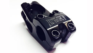 Bei Stereo ist man bekannterweise sehr kreativ und produktiv, was Produkte angeht und so gibt es hier auch schon die ersten Bilder der neuen Vorbauten.