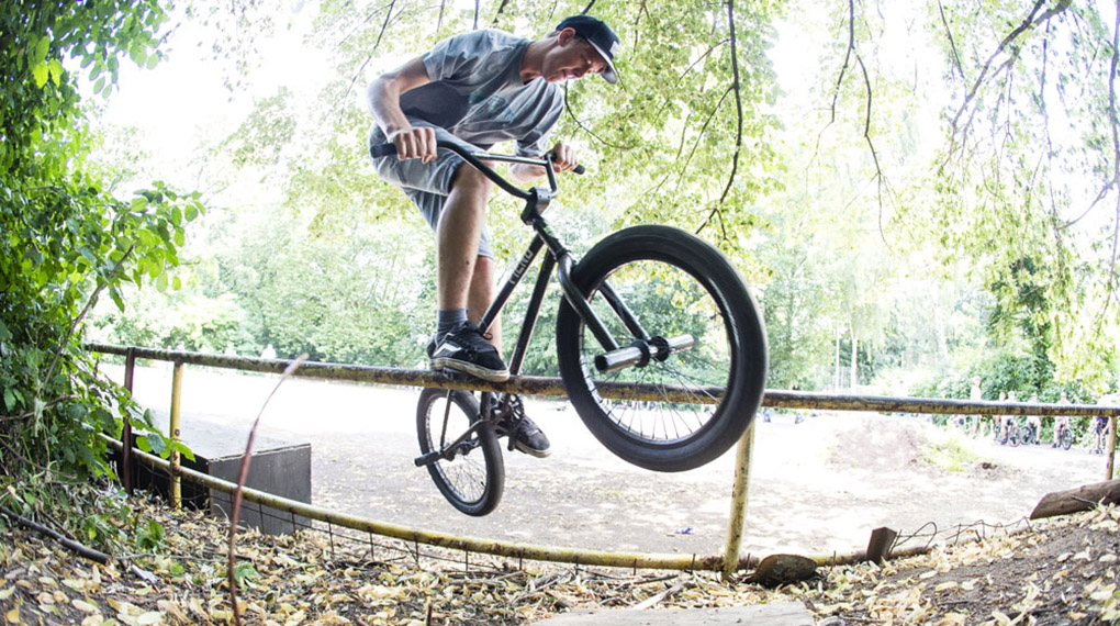 Vorfreude Peoples Store Summer Games