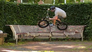 Alex Schmitt und Johannes Spahn haben diesen Splitedit für DaCrew in Schweinfurt, Bad Neustadt, Bad Kissingen und Würzburg gefilmt.