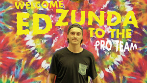 Ed Zunda ist neu im Pro-Team von wethepeople. Herzlichen Glückwunsch! Bis der Welcome-Edit fertig ist, gibt es hier schon mal eine Kostprobe seines Könnens.