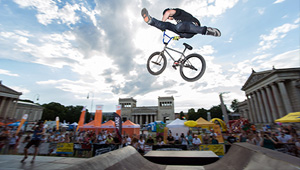 Hier findest du das Video vom EX&HOP Street Contest mit Sergio Layos, Lucas Kneubühler und Stephan Götz plus alle Ergebnisse und eine große Bildergalerie.
