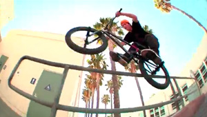 Freecoasteraction vom Feinsten: Shane Weston hat für dieses Video seinen Flybikes-Teamkollegen Devon Smillie in Kalifornien besucht.