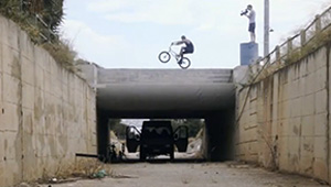 Matt Priest, Martyn Tambling und Lima haben ihren Verde-Teamkollegen Panos Manaras in Griechenland besucht. Hier ist das gelungene Video von ihrer Reise.